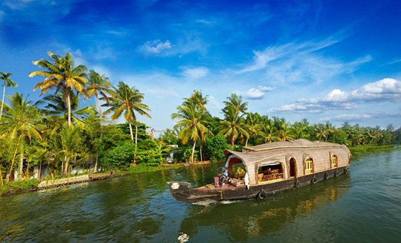https://evokeinternational.in/MUNNAR - ALLAPPEY HOUSEBOAT - COCHIN